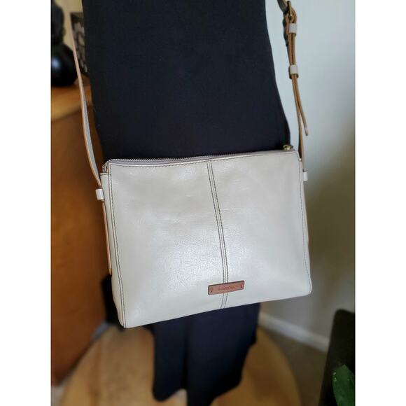 Fossil Handbags - Fossil Pebbled Leather Crossbody Bag | Taupe Gray Neutral Shoulder Purse